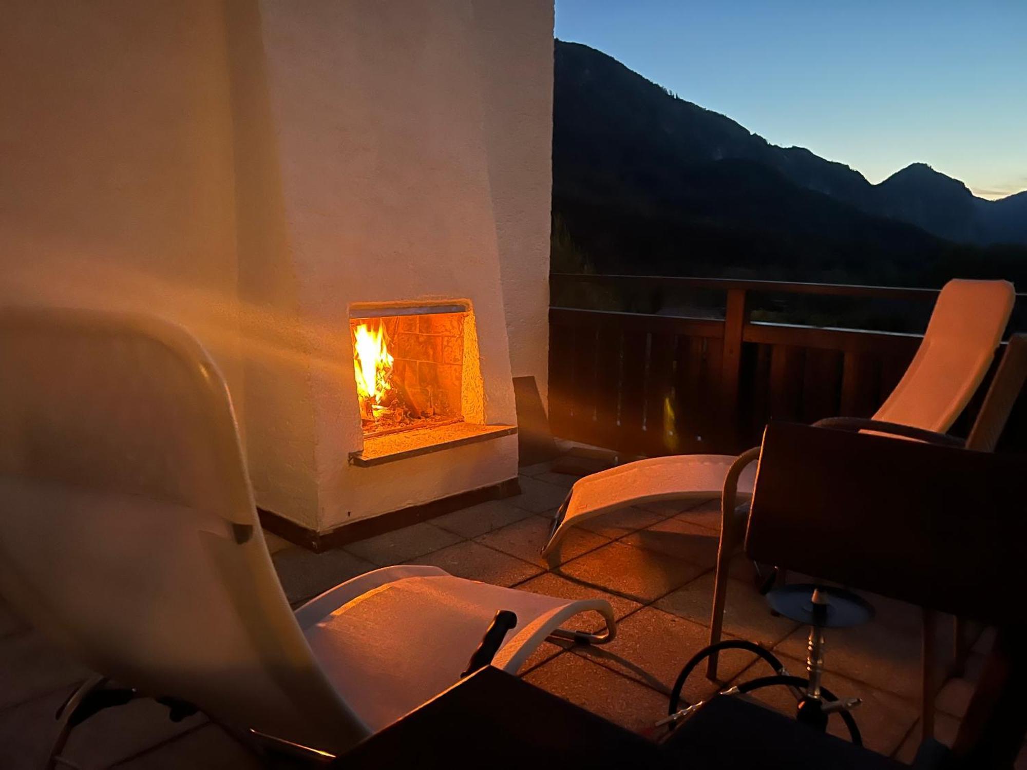 Gemütliche Landhausvilla mit Kamin und Kachelofen Unterach am Attersee Exterior foto