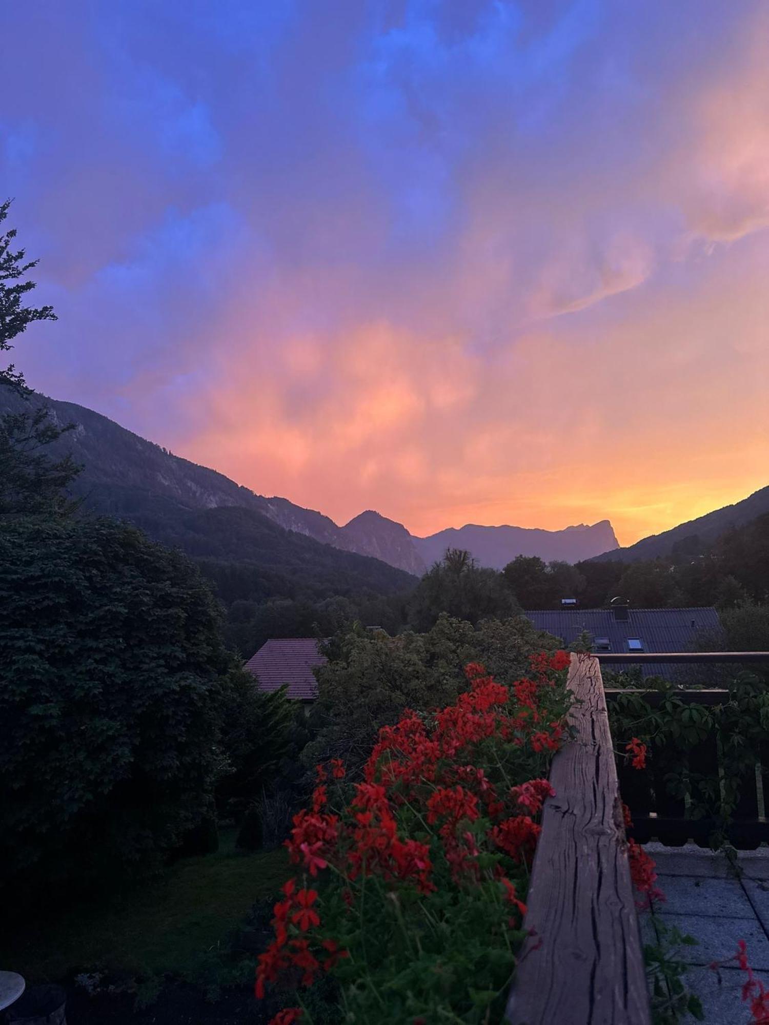 Gemütliche Landhausvilla mit Kamin und Kachelofen Unterach am Attersee Exterior foto